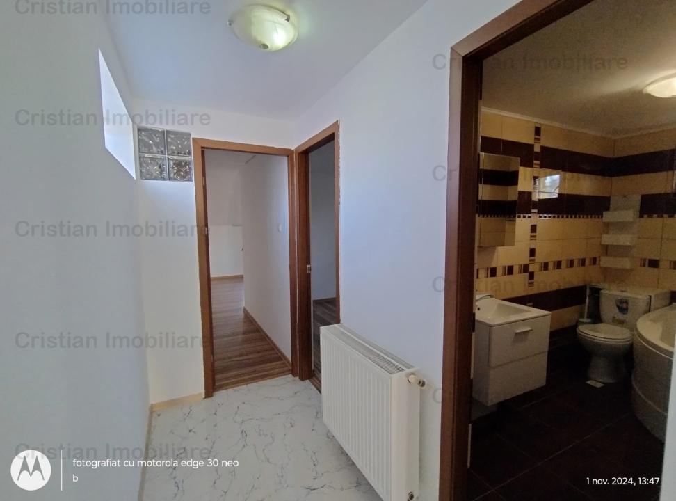 Apartament 3 camere, NEMOBILAT, etajul 1, zona Ultracentrala