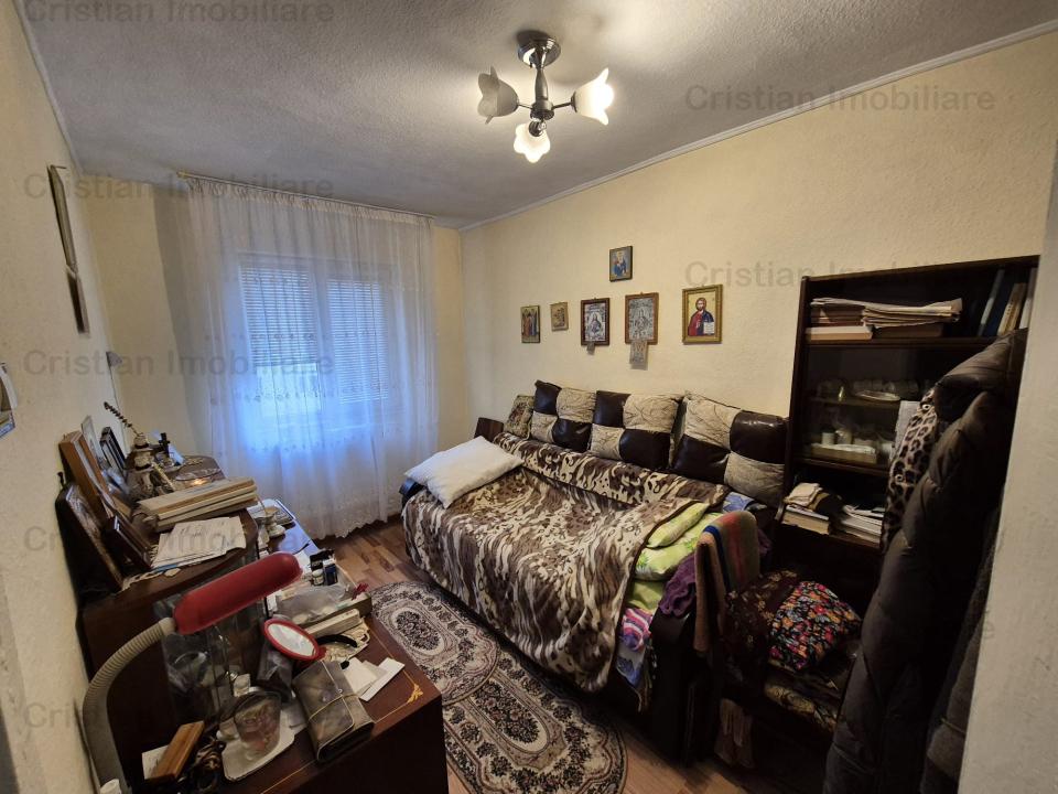 3 camere, 51 mp, izolat termic etaj 3, zona Hipodrom - Microhala