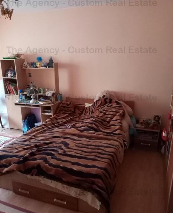 Apartament cu 3 camere de vânzare în Stațiunea Azuga