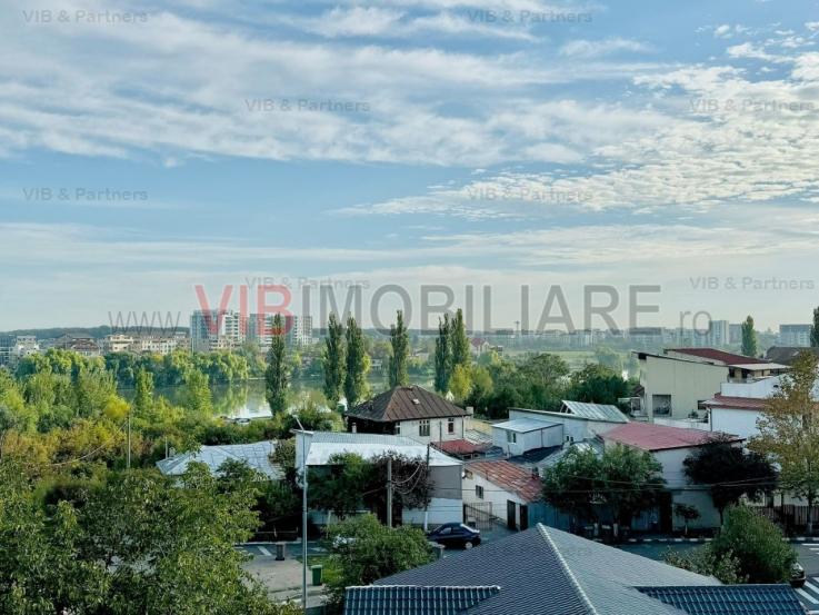 Duplex cu 4 camere si vedere la lac cu loc de parcare Damaroaia