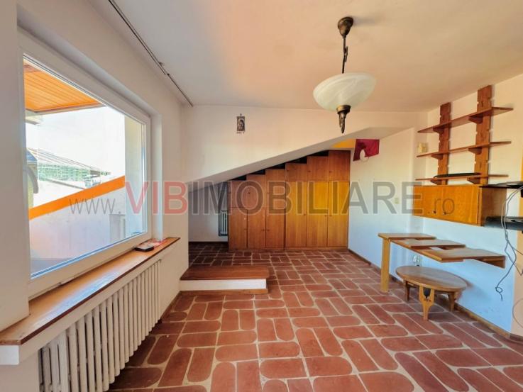 Duplex cu semineu - 5 Camere - Victoriei - Gh Duca - Gara de Nord - Terasa 