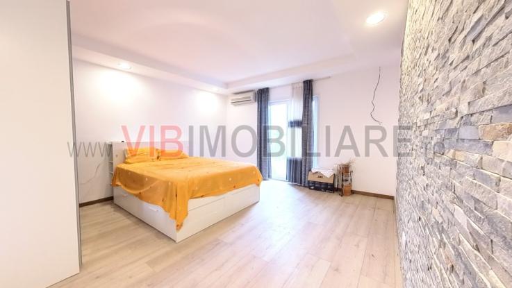  Cosmopolis - Vila  9 camere - SUT 320MP - 886MP Teren