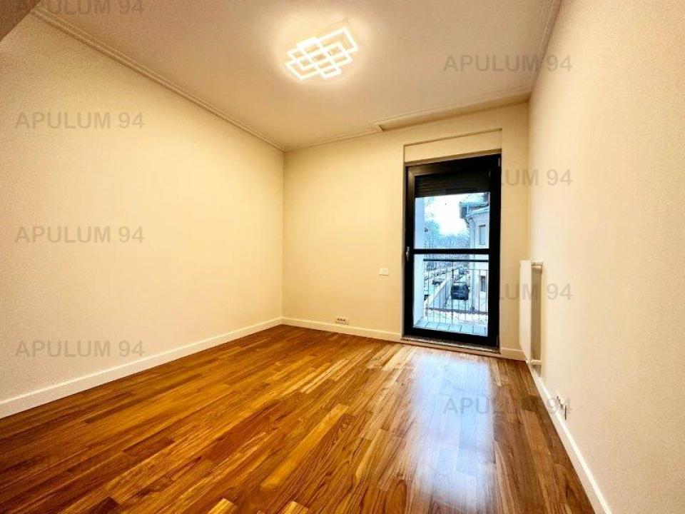 Apartament 4 Camere, Parter,  