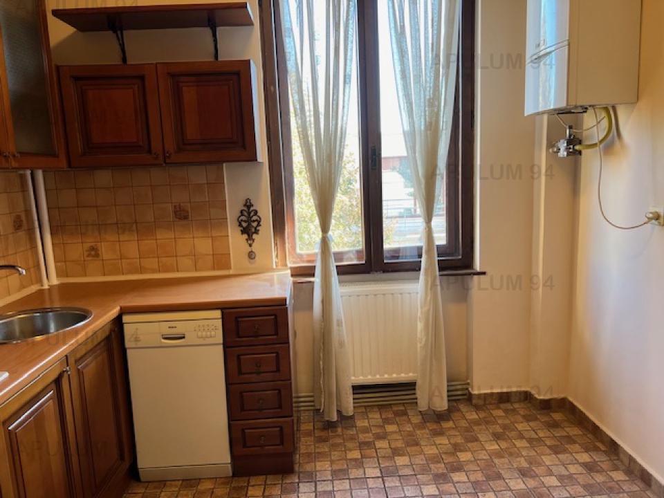 Apartament 5 camere in vila Piata Alba Iulia- adiacent. 