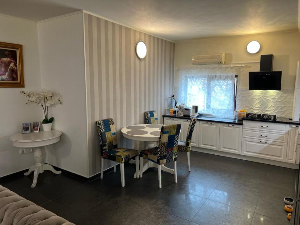 Apartament 4 camere LUX in VILA, 130mp, zona Unirii-Fantani