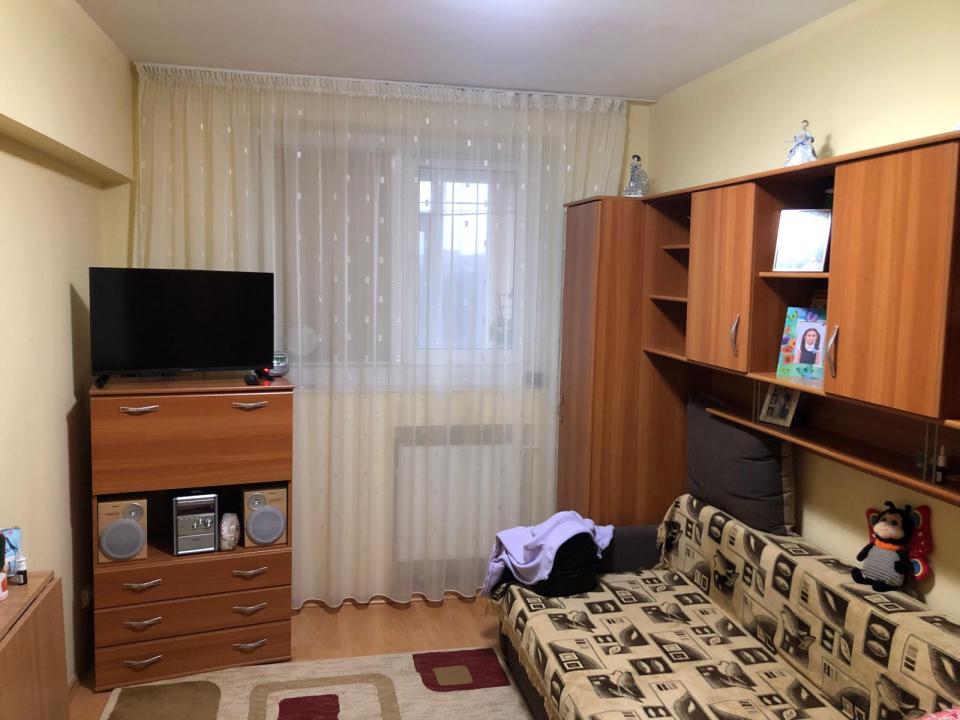 Apartament 3 camere decomandat, 75mp, Brancoveanu