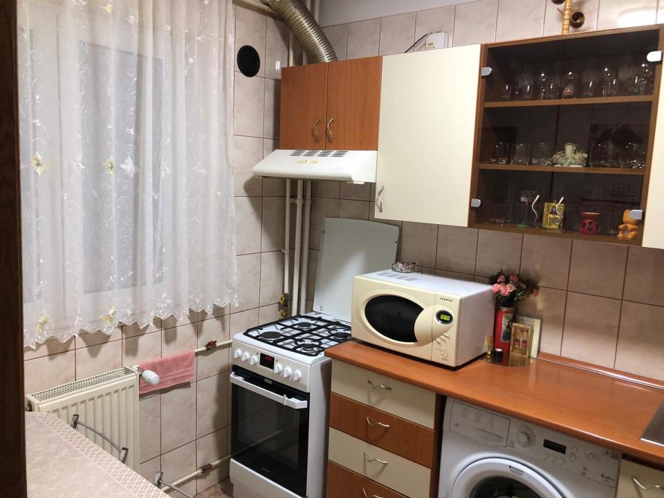 Apartament 3 camere decomandat, 75mp, Brancoveanu