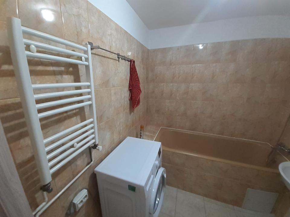 Delfinului Mega Mall apartament 3 camere bloc anvelopat 1985 