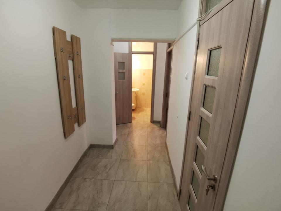 Delfinului Mega Mall apartament 3 camere bloc anvelopat 1985 