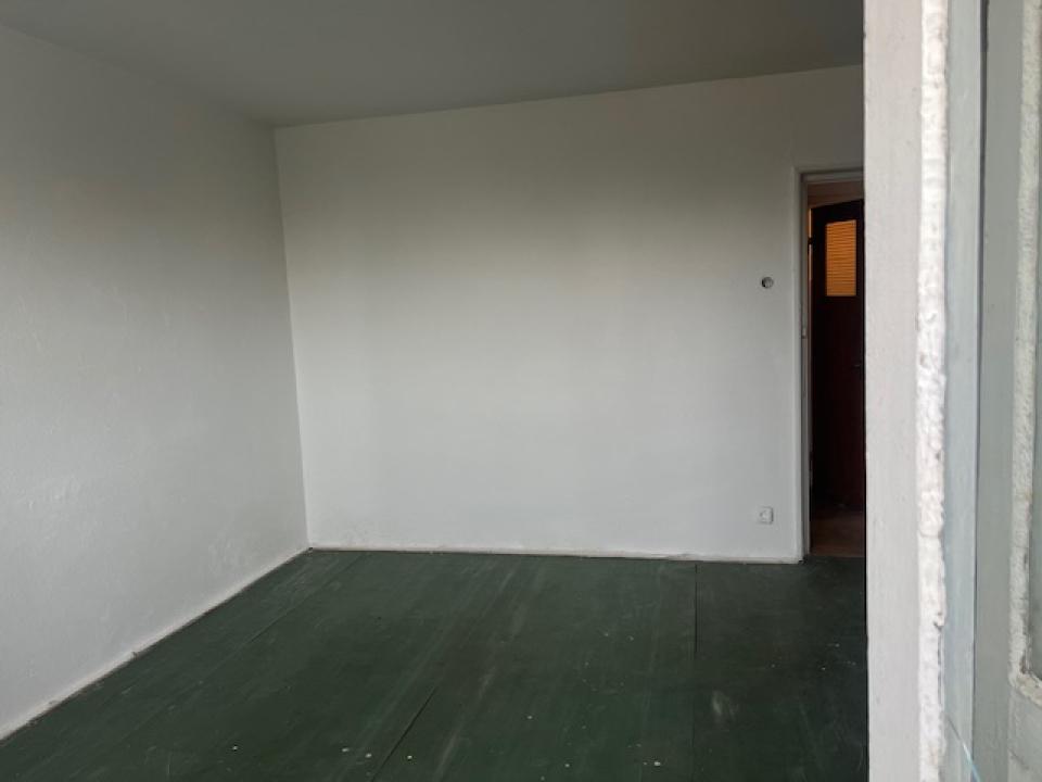 Apartament 2 camere Titan- Piata Salajan.