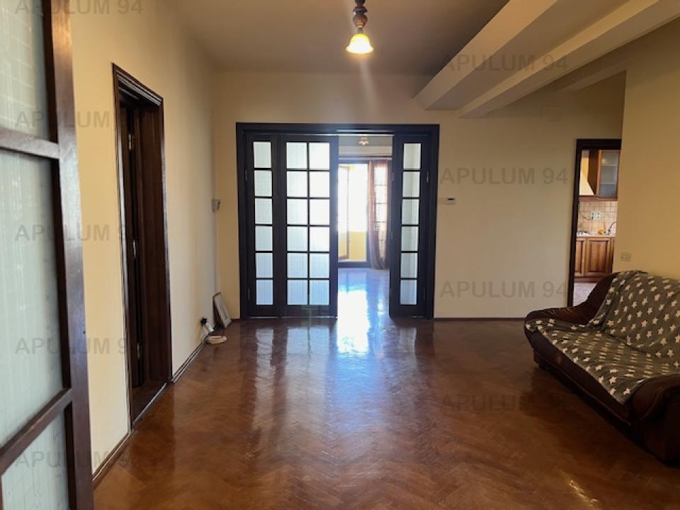 Apartament 4 camere in vila Piata Alba Iulia- adiacent. 