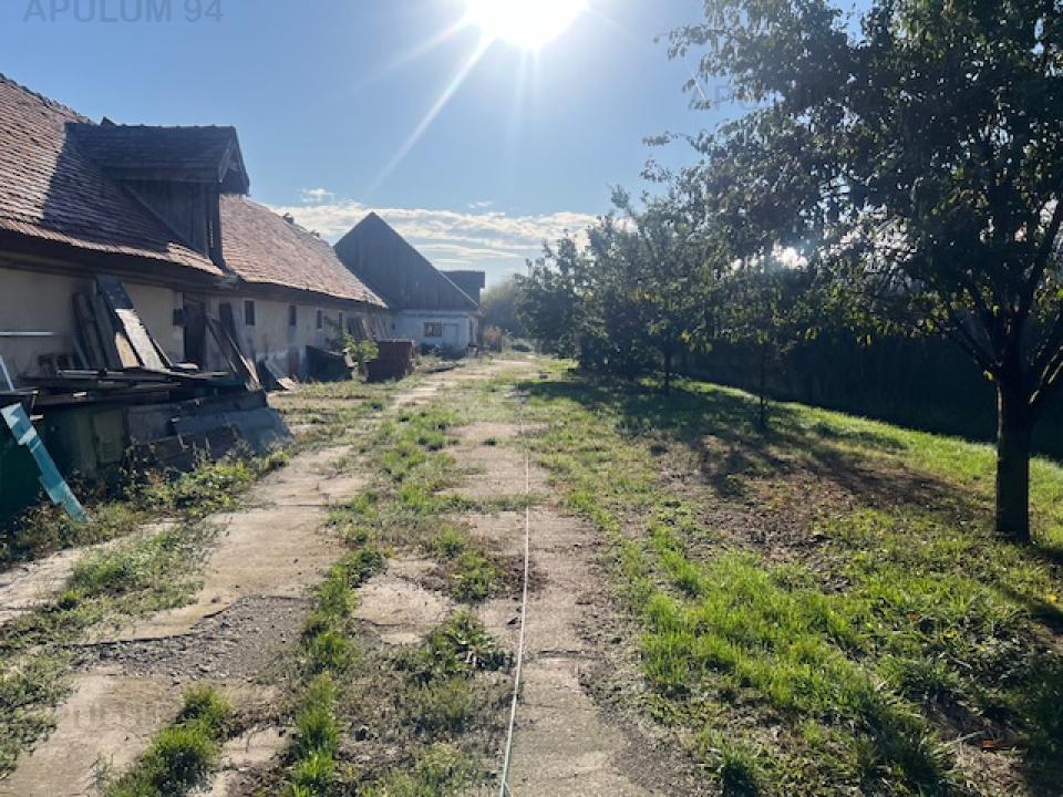 Teren cu constructie casa Prejmer- jud Brasov- langa Primarie.