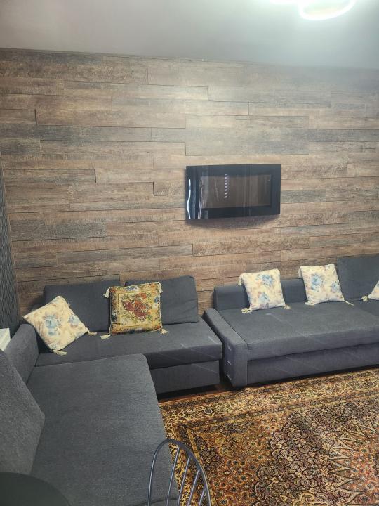 Apartament cu 3 camere de vanzare in Sinaia - Zona Furnica