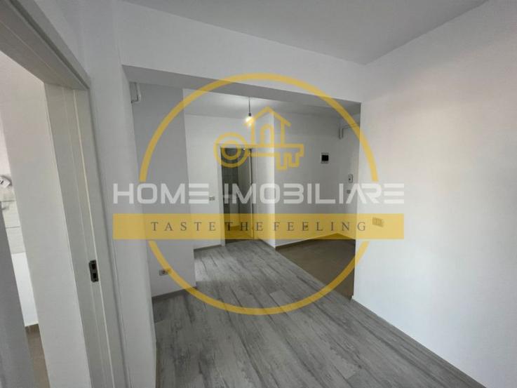 Apartament 3 Camere 70 mp. 2 Balcoane