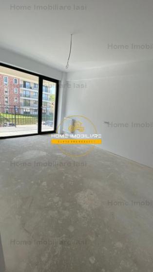 Etajul 2/ Apartament cu 2 camere/ Decomandata