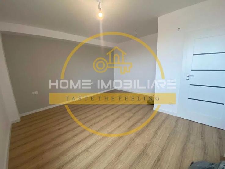 Z0na Bucium/ Apartament 3 camere/ semidecomandat