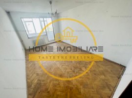 3 camere decomandat zona Alexandru cel Bun-Pta Voievozilor