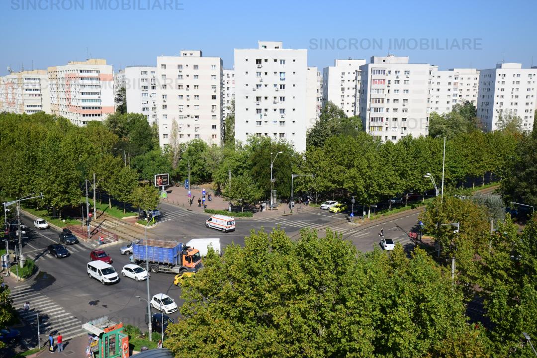 Vânzare apartament cu 3 camere, decomandat, metrou 1 Decembrie 1918