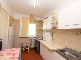 3 camere decomandat, boxă, 1 Decembrie - Prevederii