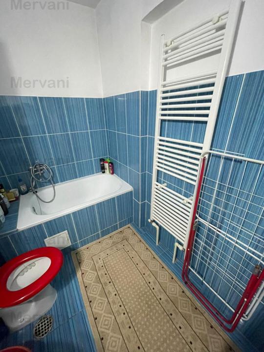 Apartament cu 2 camere de vânzare în Sinaia