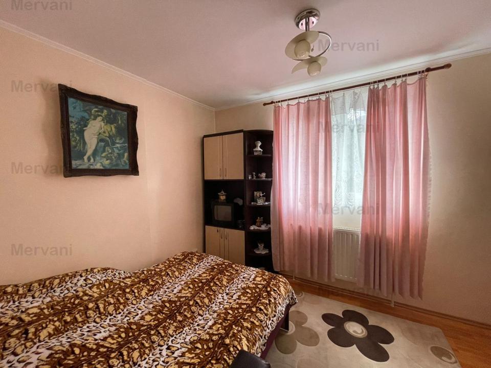 Apartament cu 2 camere de vânzare în Sinaia