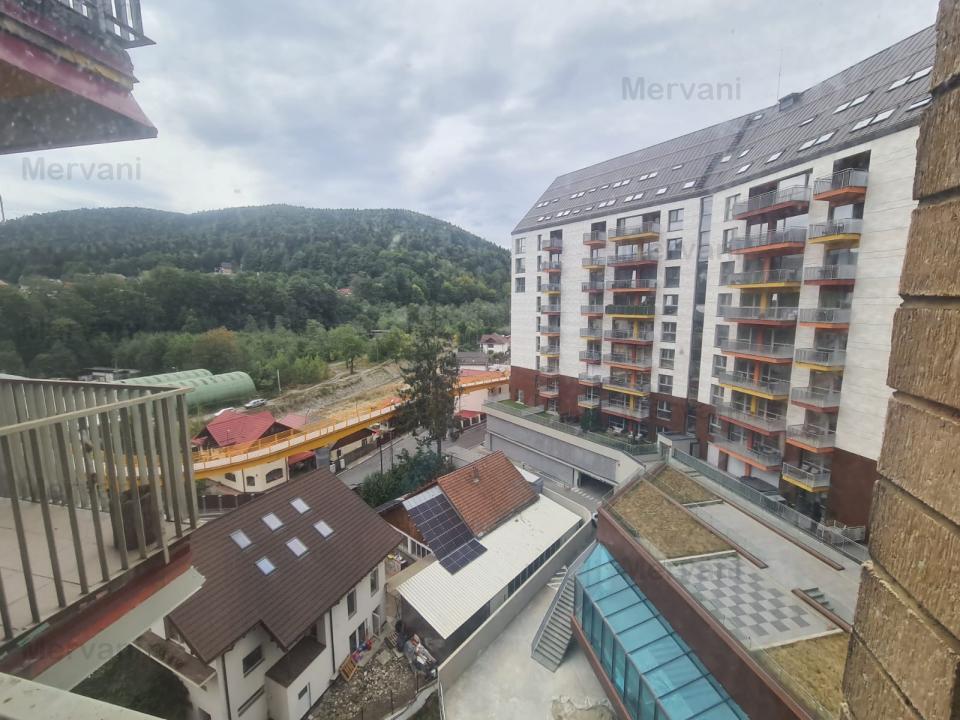 Apartament cu 3 camere de vânzare în Sinaia