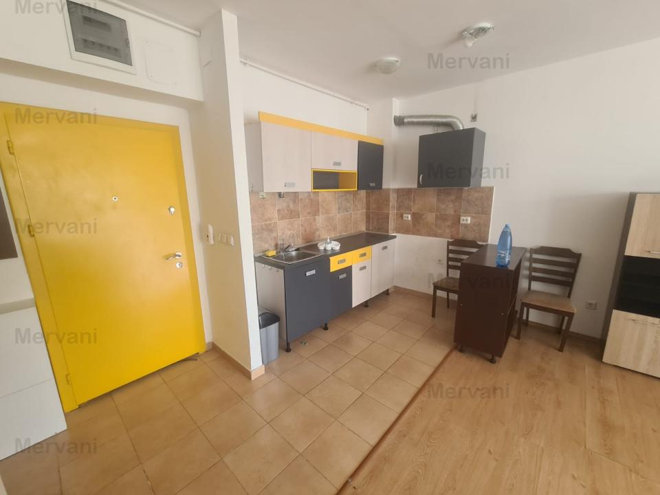 Apartament cu 3 camere de vânzare în Sinaia