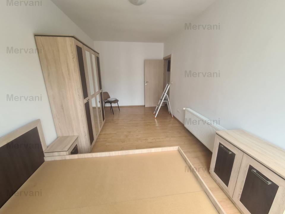 Apartament cu 3 camere de vânzare în Sinaia