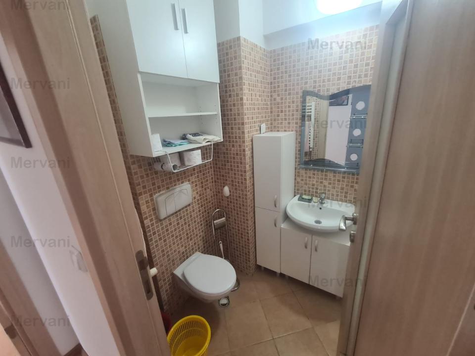 Apartament cu 3 camere de vânzare în Sinaia