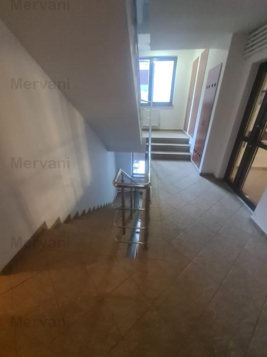 Apartament cu 2 camere de vânzare în Sinaia