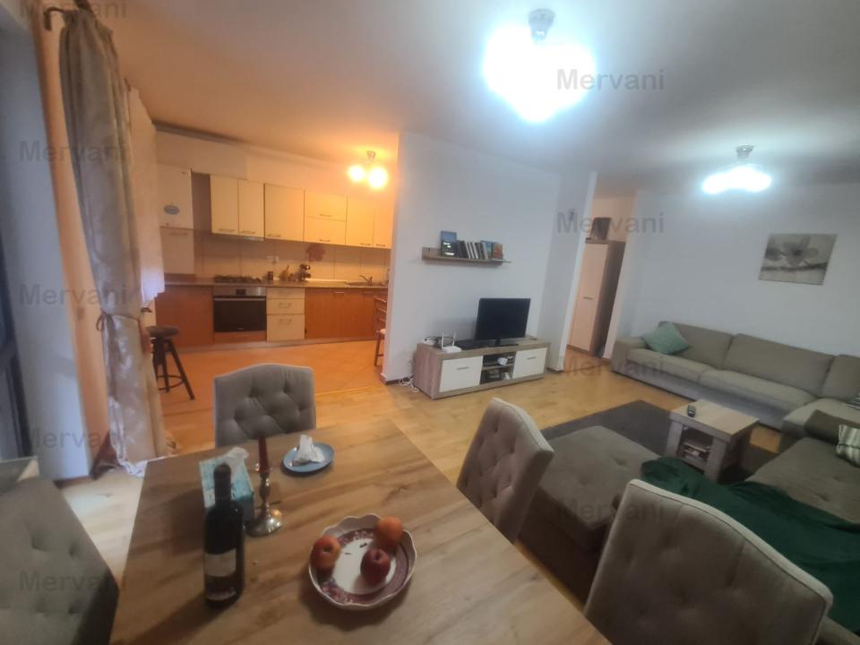 Apartament cu 2 camere de vânzare în Sinaia