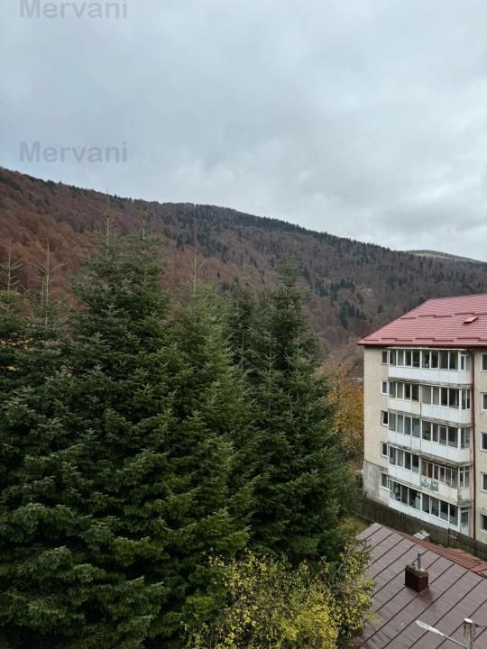 Apartament cu 2 camere de vânzare în Sinaia