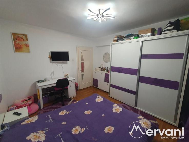 Apartament spatios 3 camere Ploiesti - Paltinis