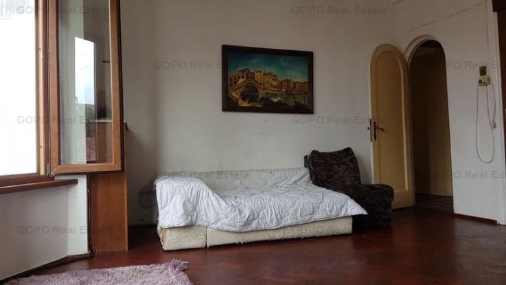 Apartament 4 camere pe Armenească