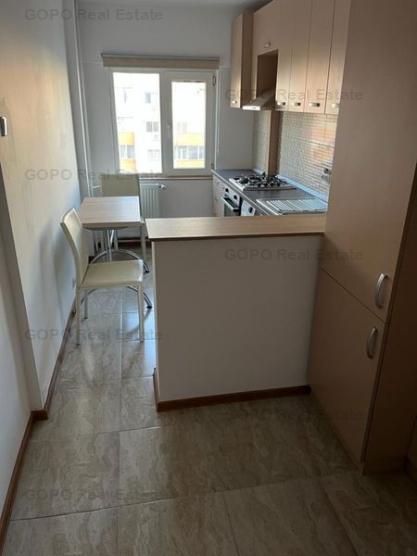 Apartament de închiriat: 2 camere, zona Moșilor