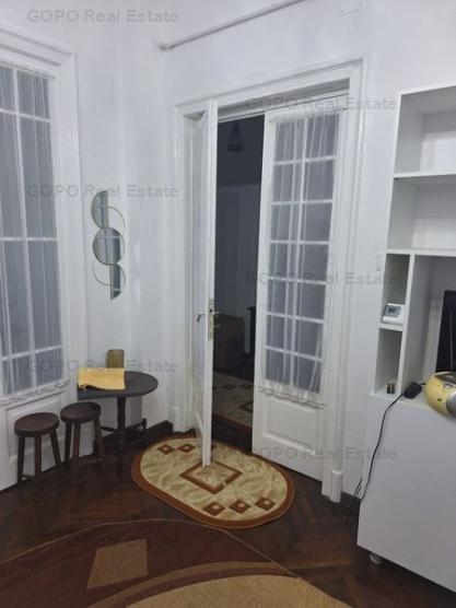 Apartament la vilă, 2 camere