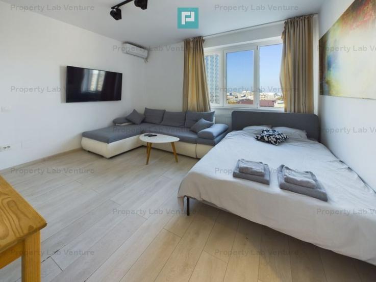 Apartament renovat la 1 minute de Metrou Piata Romana