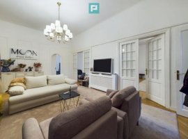 Apartament Central Renovat – Spațiu Generos la Piața Unirii