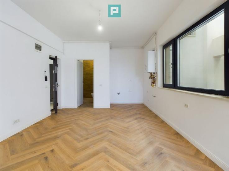 Apartament tip studio dublu, Vatra Nouă