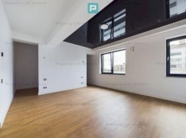 Penthouse Elegant de 4 Camere cu Terasă Panoramică, Bulevardul Pipera