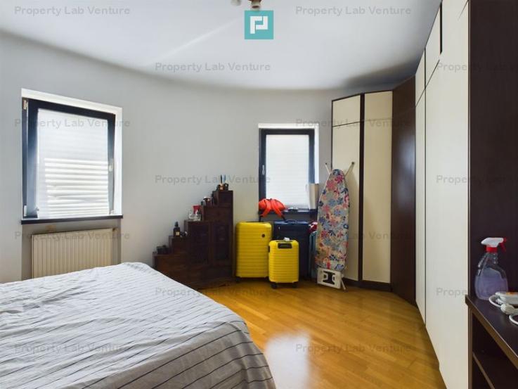 Apartament cu 3 camere, zona ultracentrala