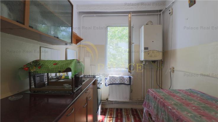 Vanzare apartament 3 camere, Podu Ros, Iasi