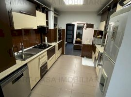 Apartament 3 camere decomandat Mircea cel Batran