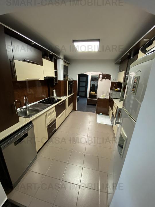 Apartament 3 camere decomandat Mircea cel Batran