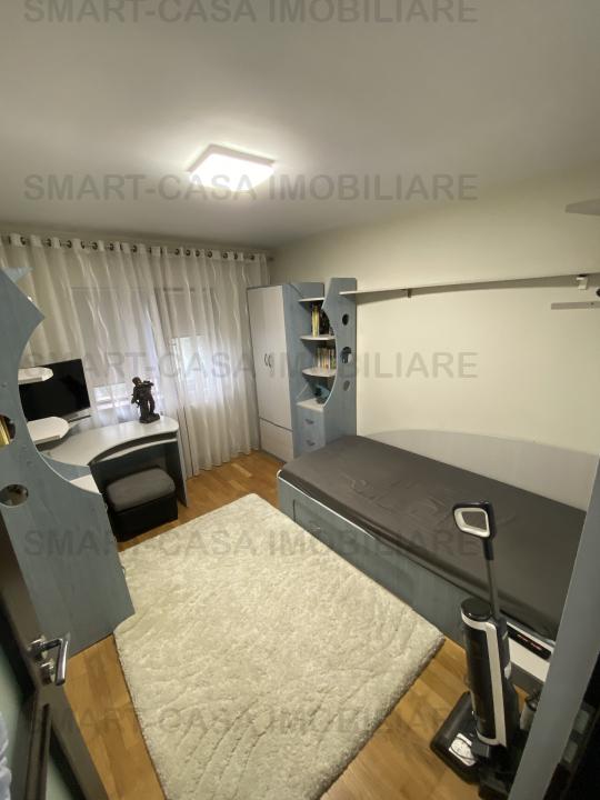 Apartament 3 camere decomandat Mircea cel Batran