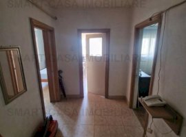 Apartament 3 camere Centru-Hala Centrala