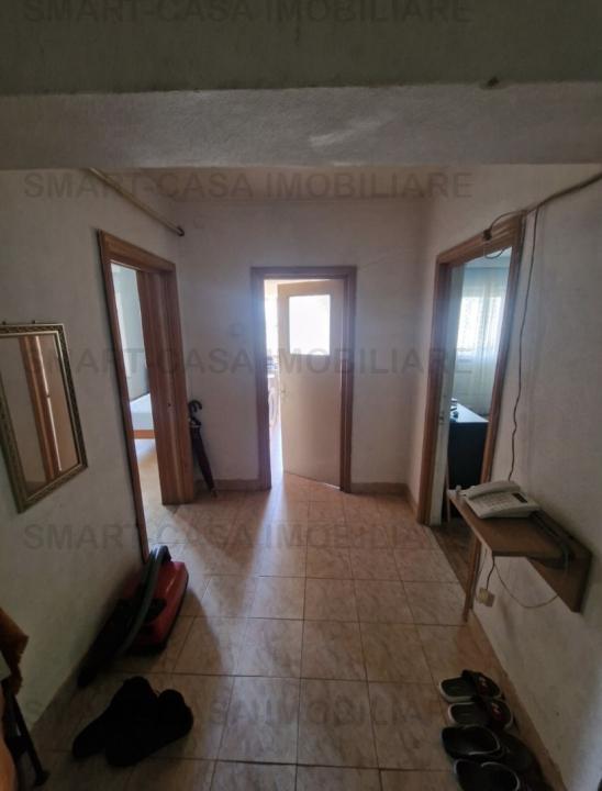 Apartament 3 camere Centru-Hala Centrala