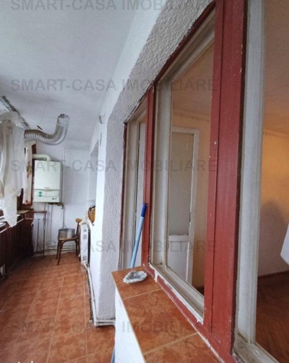 Apartament 3 camere Podu Ros-Piata Nicolina