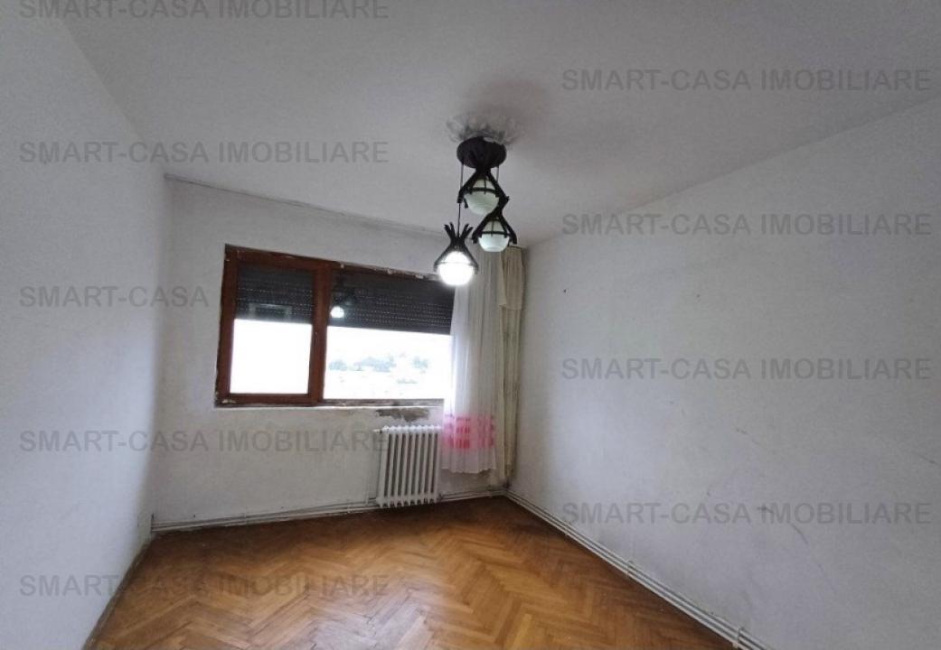 Apartament 3 camere Podu Ros-Piata Nicolina