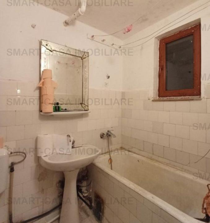 Apartament 3 camere Podu Ros-Piata Nicolina